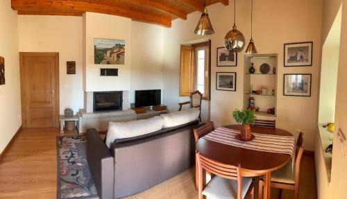 Castelo Mendo House | Casa de Sampaio, Castelo Mendo