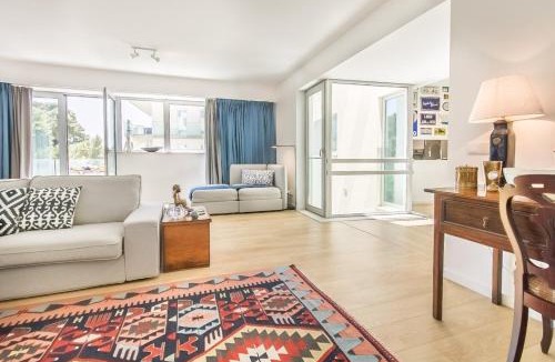 Oeiras Apartment | Luxury Beach Experience in Lisbon