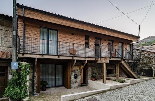 Campo de Gerez House | Casa Da Avó Custódia