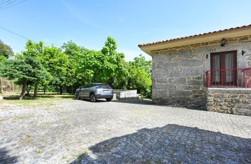 Amares House | Casa da Galheira with Swimming Pool by Sé Apartamentos