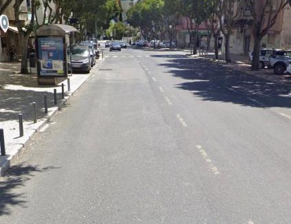 Amadora Apartment | Quarto confortável em apartamento familiar