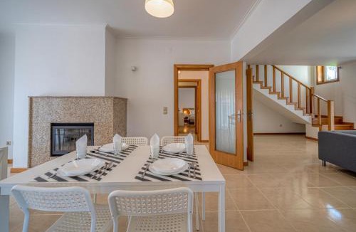 Arouca House | Central Suítes Arouca