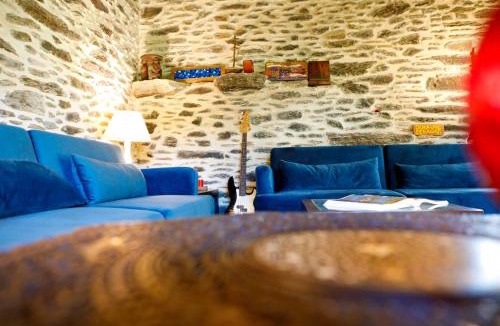 Caminha Villa | Casa do Rio - River Eden Retreat