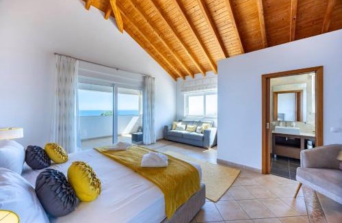 Luz Villa | Villa Zinha