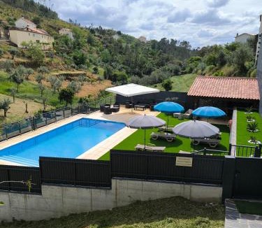 Proenca-a-Nova House | Casa Resineiro com Piscina, Garagem e Terraço