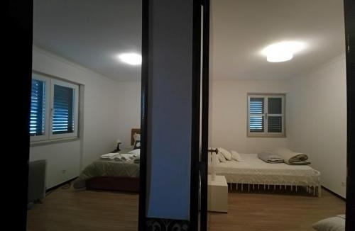 Carvoeira Apartment | Camellia Villa