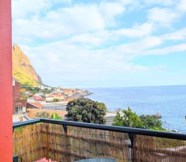 Paul do Mar Apartment | Madeira Native Motion BYSEA