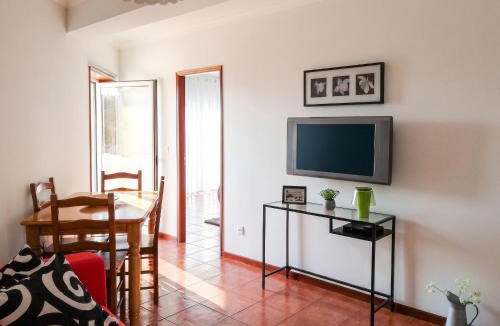 Baiao Apartment | Apartment with Mountain View in Eiriz – 65 sqm – Terrace