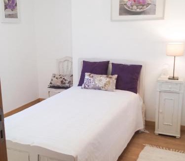 Almocageme House | Charming House in Sintra + View