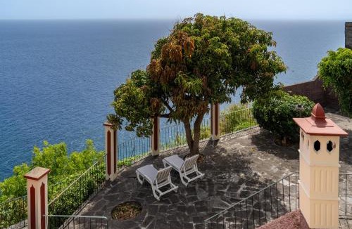 Arco da Calheta House | OurMadeira - Stonecliff Cottage