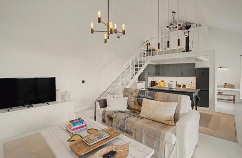 Canico Ski Chalet | The Village Barn