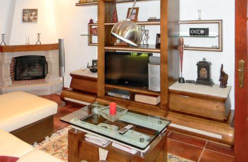 Cardielos Villa | Welcoming villa in Santa Leocádia, private pool 475 m²