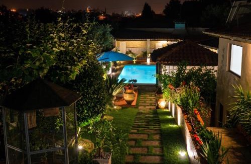 Oliveira De Azemeis Villa | Spacious Villa with Private Pool in Oliveira de Azeméis