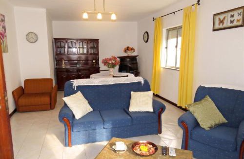 Semide House | Cozy house with mountain view in Miranda do Corvo
