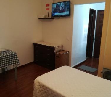 Se Apartment | Charming Studio in Funchal with a Lovely Terrace – 20 m²