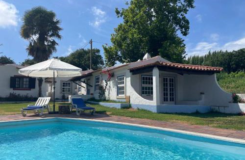 Lourinha House | Cozy Historic Pool Villa Casalinho da Moita Longa