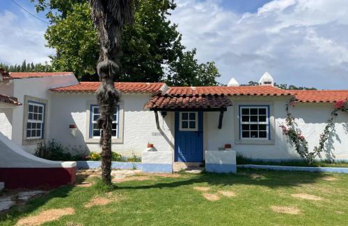 Lourinha House | Cozy Historic Pool Villa Casalinho da Moita Longa
