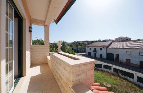 Arega House | Família de Arega