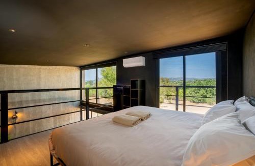 Chaveca Villa | Luxury Private Pool Villa by Quinta da Alfarrobeira