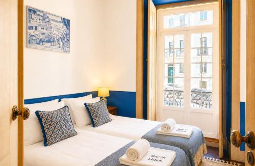 Se Apartment | Explore Lisbon from an Artistic Alfama Home