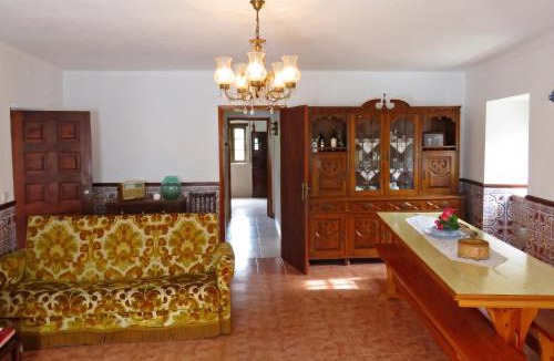 Semide House | Charming house in Miranda do Corvo + Spacious terrace