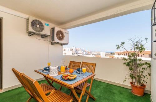 Areias de Sao Joao Apartment | Window Paradise By ALzira