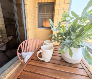 Senhora da Hora Apartment | Elegant Metro Apartment Free Parking