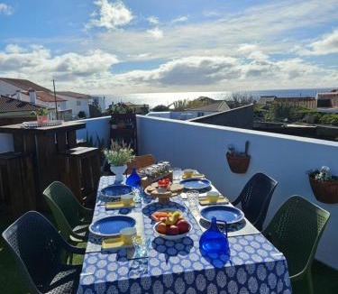 Angra do Heroismo House | Farol Guesthouse