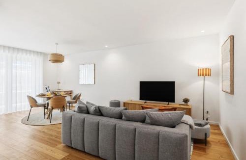 Canidelo Apartment | Sal D'Ouro | Terrace & Beach