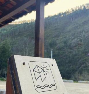 Alvarenga House | Casa da Azenha- Riverside Retreat by Paiva River Beach