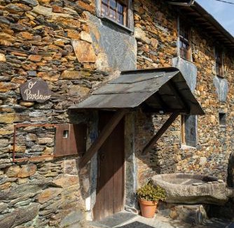 Alvarenga House | O Pardieiro - Aldeia da Paradinha com praia fluvial
