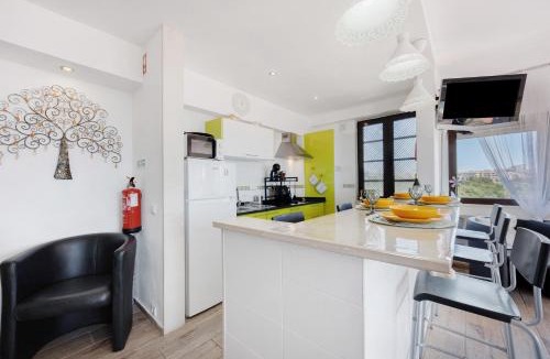 Torralta House | Alvor Beach - Only 50 Meters Away