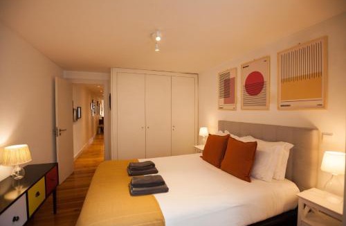 Misericordia Apartment | The Day Tripper at Chiado