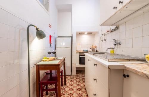 Santos Apartment | A sua Pequena Casa perto de Santos Art District
