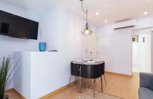 Sacramento Apartment | Perfect Cool with AC, 2 Bedrooms 2 Bathrooms