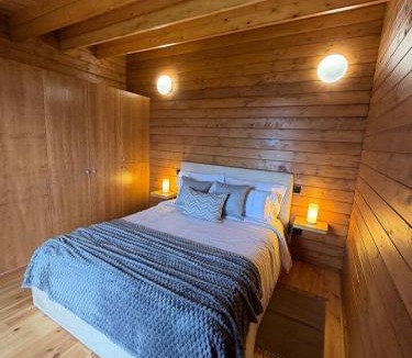 Ponta do Pargo Ski Chalet | Sunset Eco Shelter 1