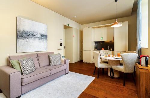 Sao Paulo Apartment | WHome Riverside Flat Steps from Lisbon Attractions