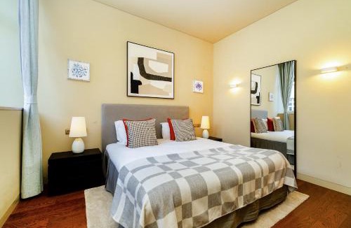 Sao Paulo Apartment | WHome Riverside Flat Steps from Lisbon Attractions