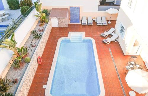 Monte Raposo Villa | Vila Alcantarilha by MTPhomes