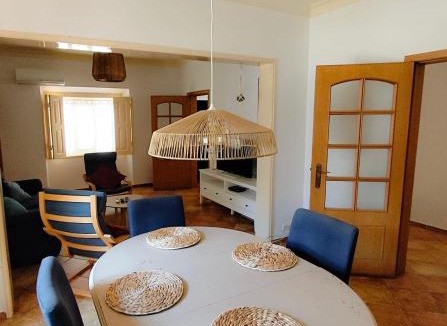 Alvito Villa | Markádia