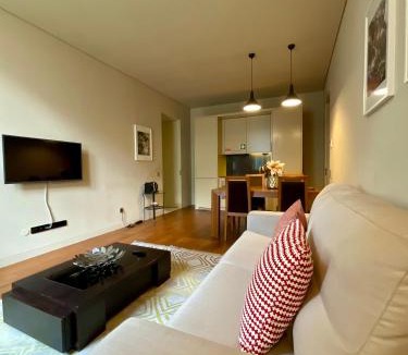 Sao Paulo Apartment | Modern Apartment III RoofTop & Tejo View River