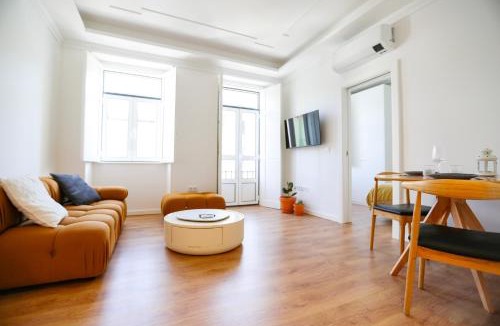 Sao Jorge de Arroios Apartment | 63 Lettér - Sun-Filled & Quiet Apartments with Elevator Access