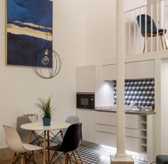 Alfama Apartment | Arroios Urban Escape with Mezzanine
