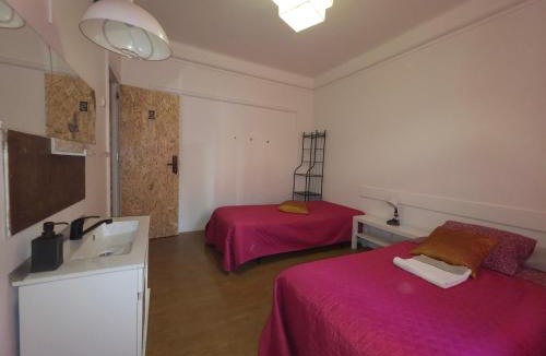 Sao Joao de Deus Hostel | Mini Hostel in Lisbon