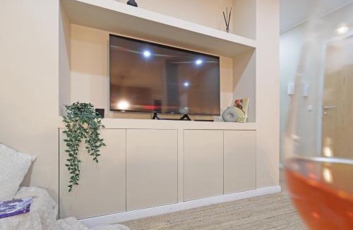 Paranhos Apartment | ON Apartments - Family - Free Parking & Pet Friendly