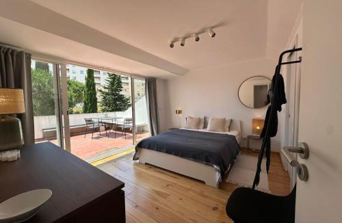 Alges House | Suite privativa em apartamento em Algés, Lisboa