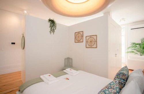 Bonfim Apartment | Liiiving in Porto - Downtown Balcony Studio