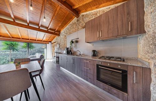 Amares House | Casa da Portazinha - by Proguest