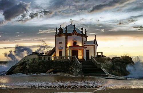 Aguda House | Pena's Family Beach House