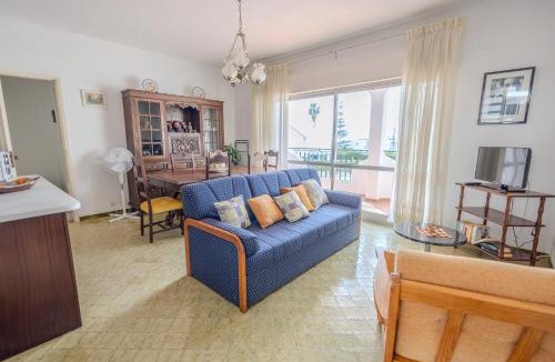 Olhos D'Agua Apartment | Casa das Pedras By Umbral